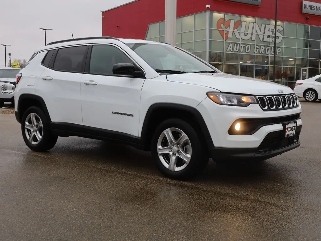 Used 2023 Jeep Compass Latitude with VIN 3C4NJDBN3PT562135 for sale in Madison, WI