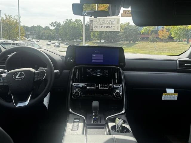 2025 Lexus LX 700h Overtrail - Photo 10