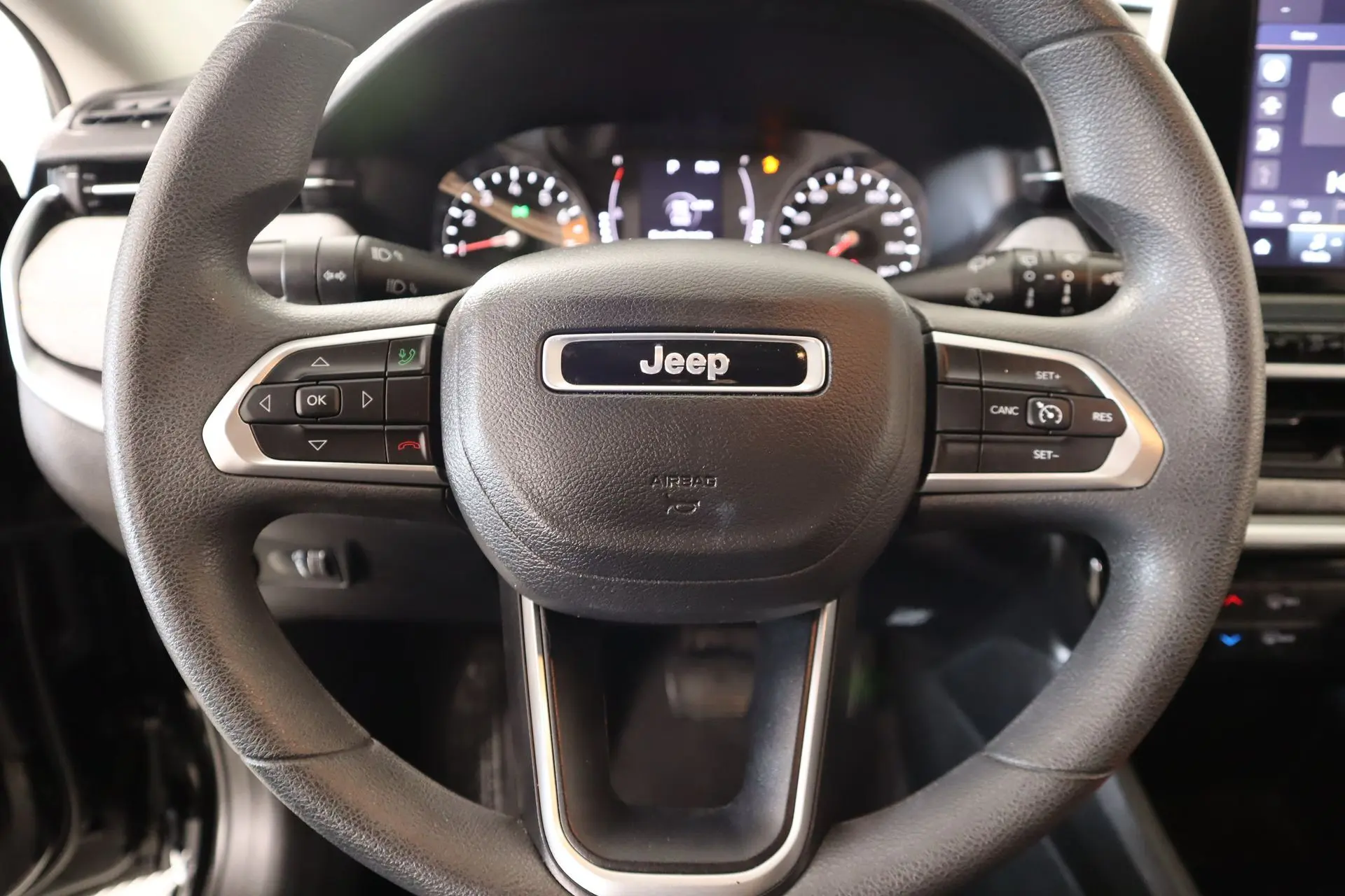 2022 Jeep Compass Sport photo 3