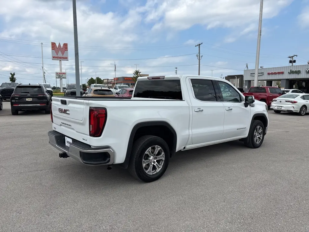 2024 Gmc Sierra 1500 SLT photo 3