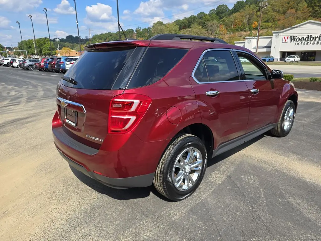 2016 Chevrolet Equinox LT photo 4