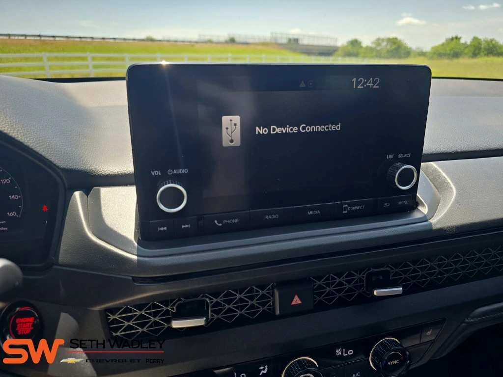 2025 Honda Accord SE - Photo 21