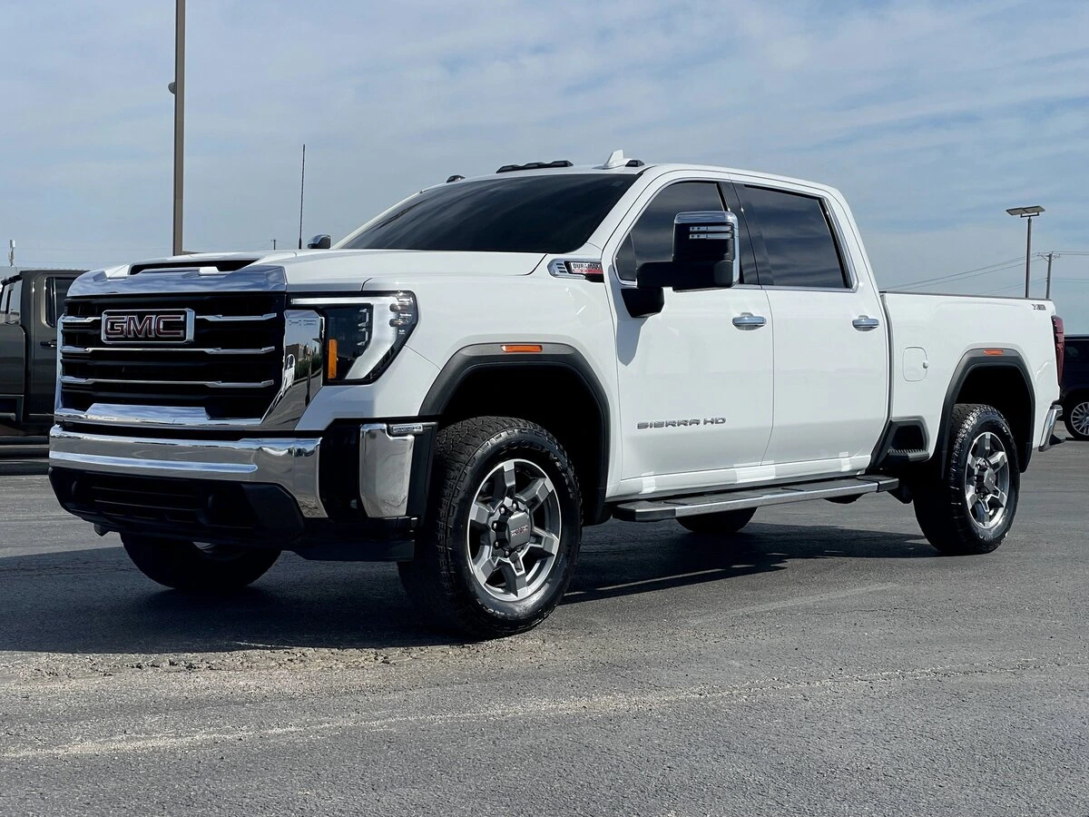 2025 GMC Sierra 2500HD SLT - Photo 8