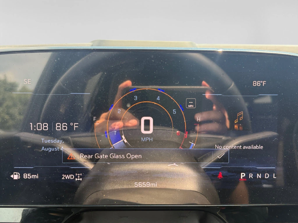 2025 Chevrolet Suburban Premier - Photo 13