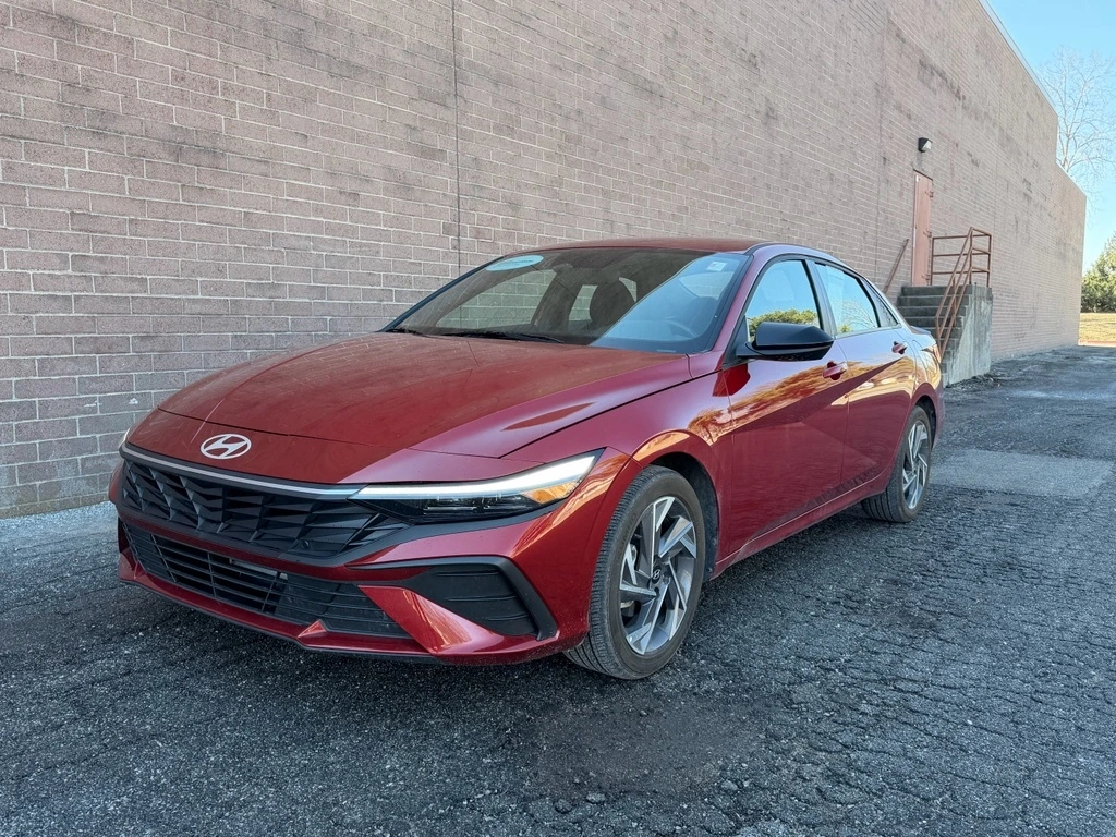 2025 Hyundai Elantra SEL