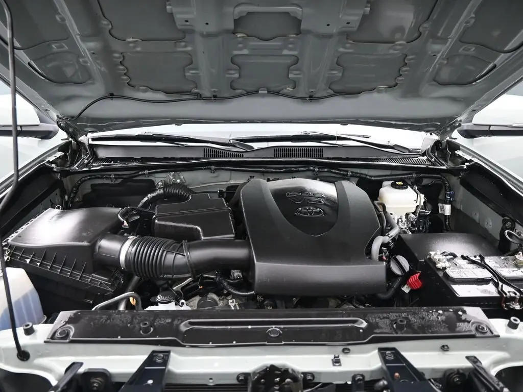 2022 Toyota Tacoma TRD Off-Road V6 photo 24