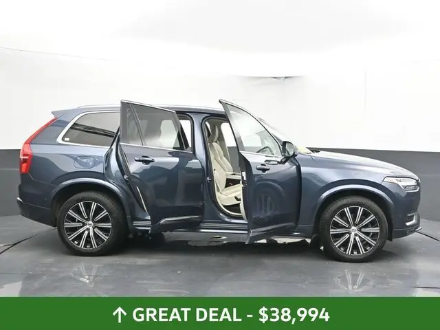 2023 Volvo XC90 Plus photo 44