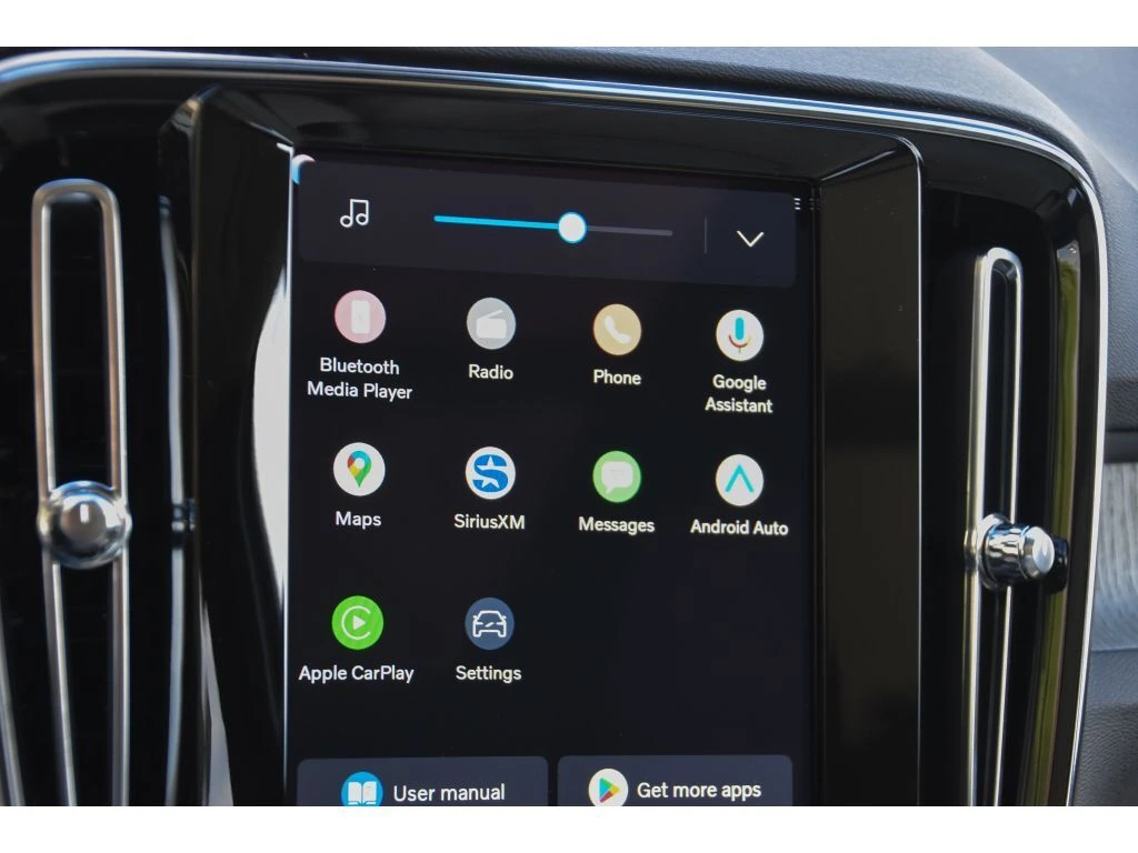 2026 Volvo - image 18