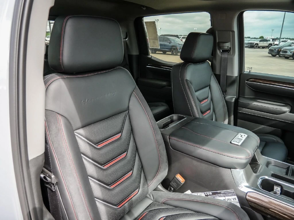 2025 Chevrolet Silverado 1500 RST - Photo 28