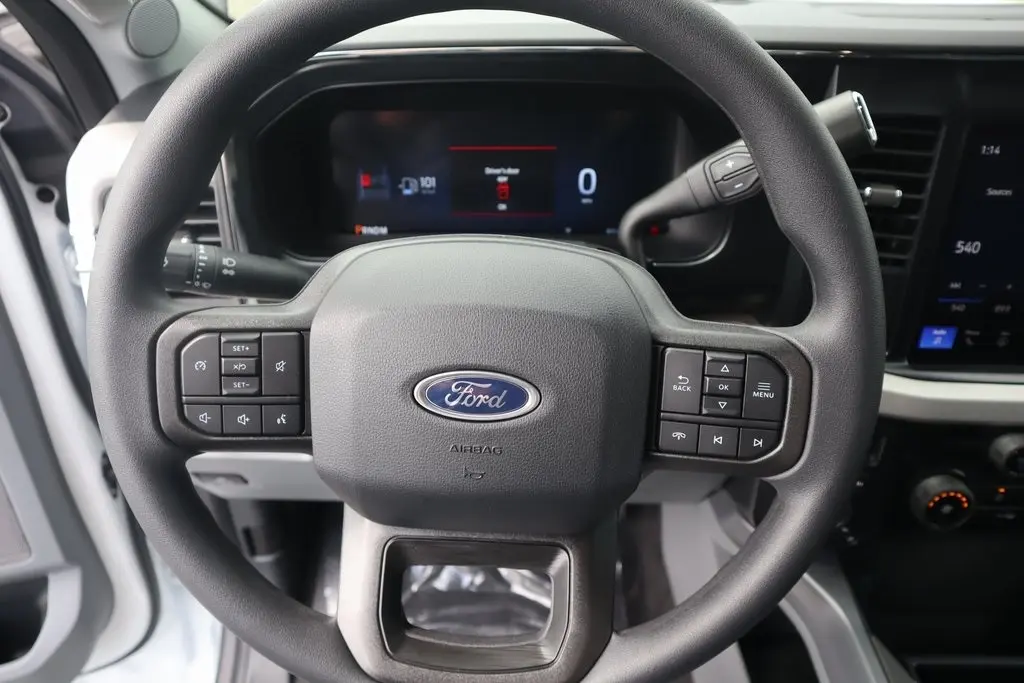 2026 Ford F-250 XLT photo 3