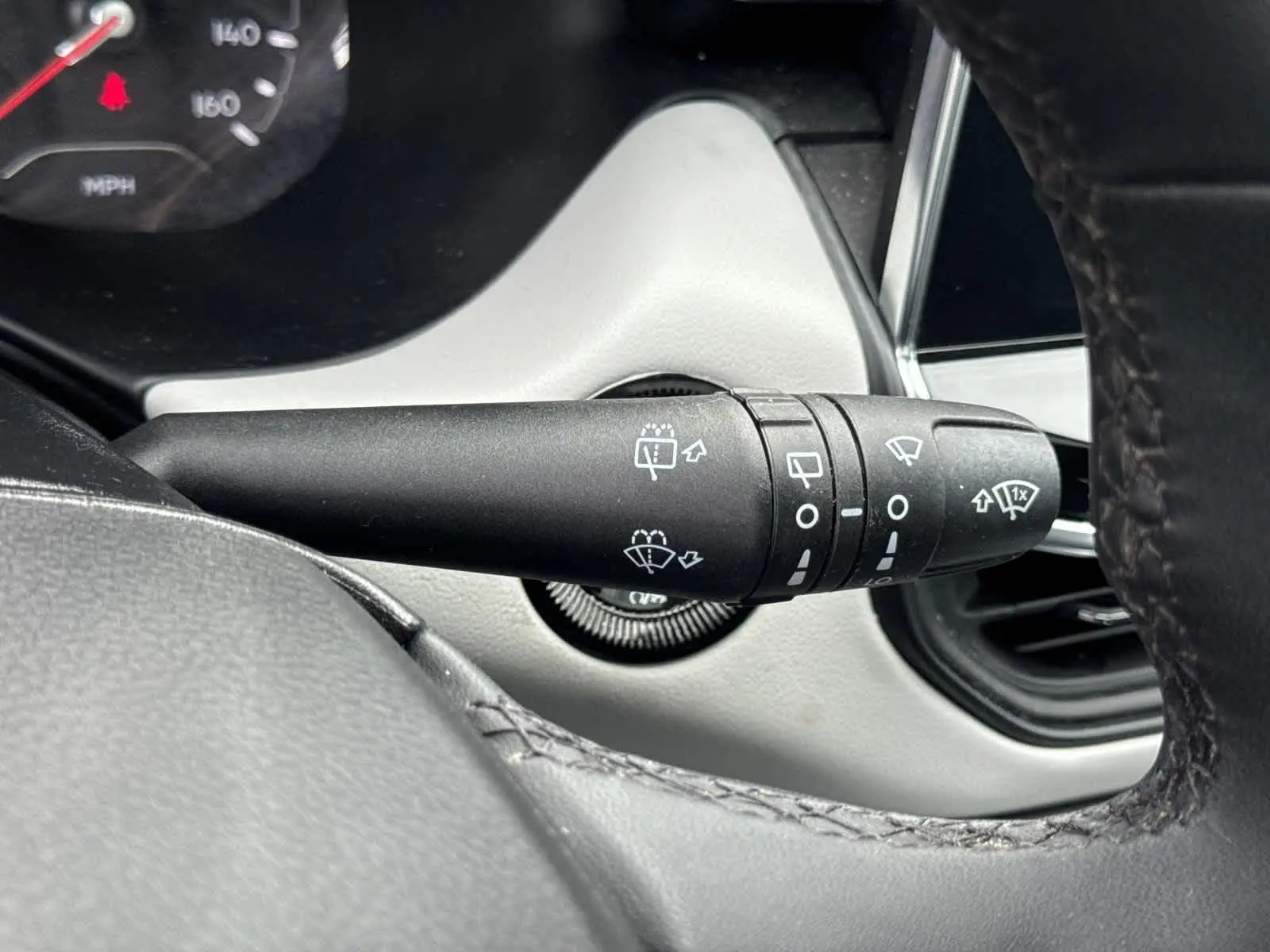 2023 Jeep Compass Limited photo 17