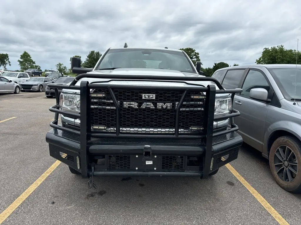 Used 2022 RAM Ram 3500 Pickup Big Horn with VIN 3C63R3HL9NG211842 for sale in Mcalester, OK