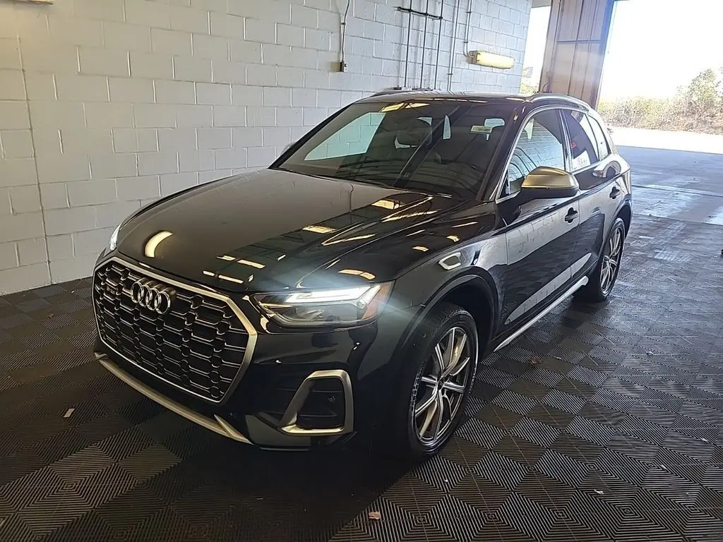2022 Audi SQ5 Premium photo 3