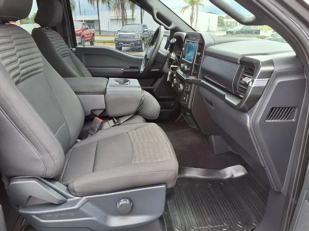 2021 Ford F-150 XL photo 13