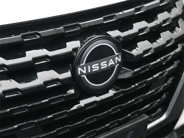 2023 Nissan Kicks S photo 18