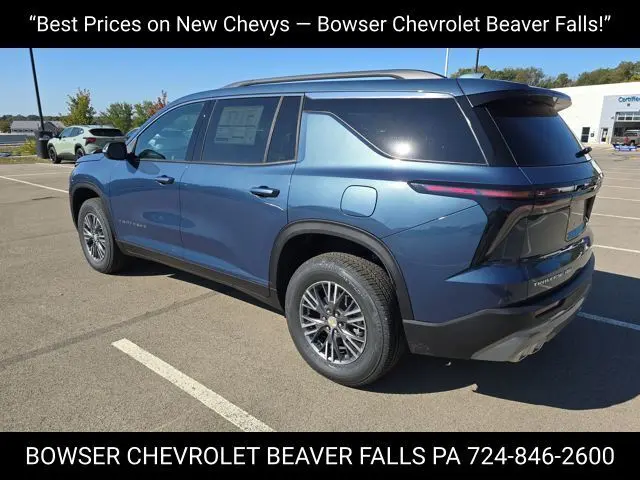 2026 Chevrolet Traverse 2LT photo 2