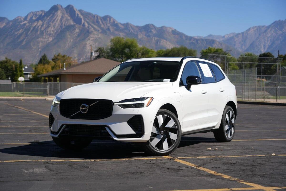 2025 Volvo XC60