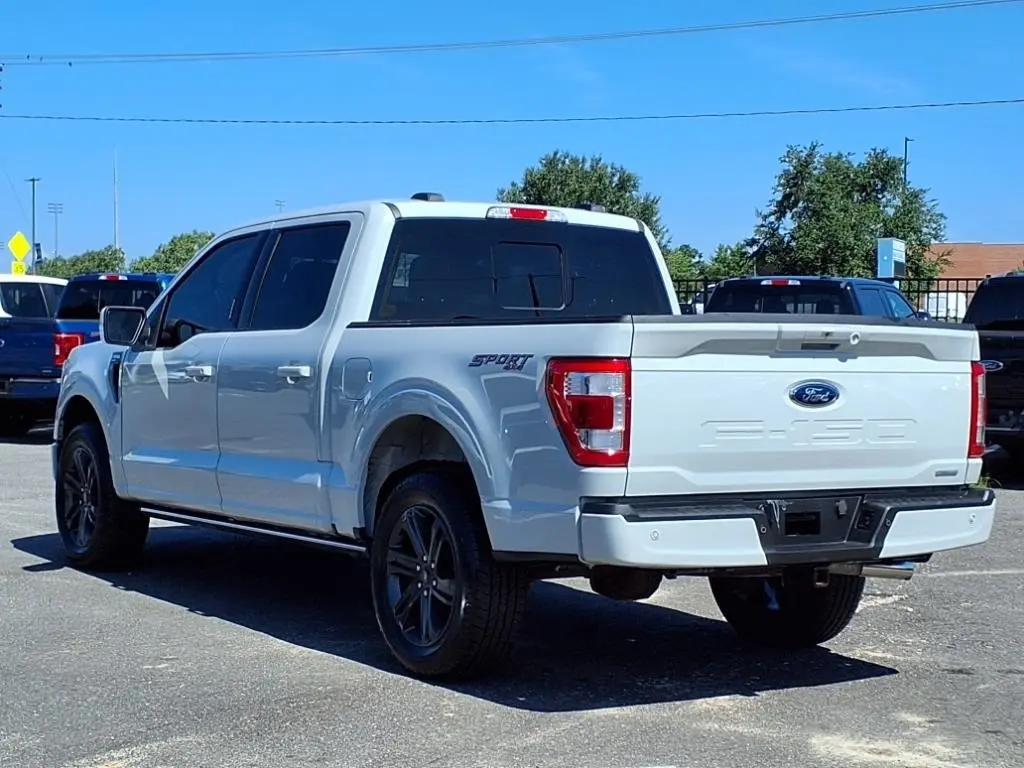 2023 Ford F-150 Lariat photo 5