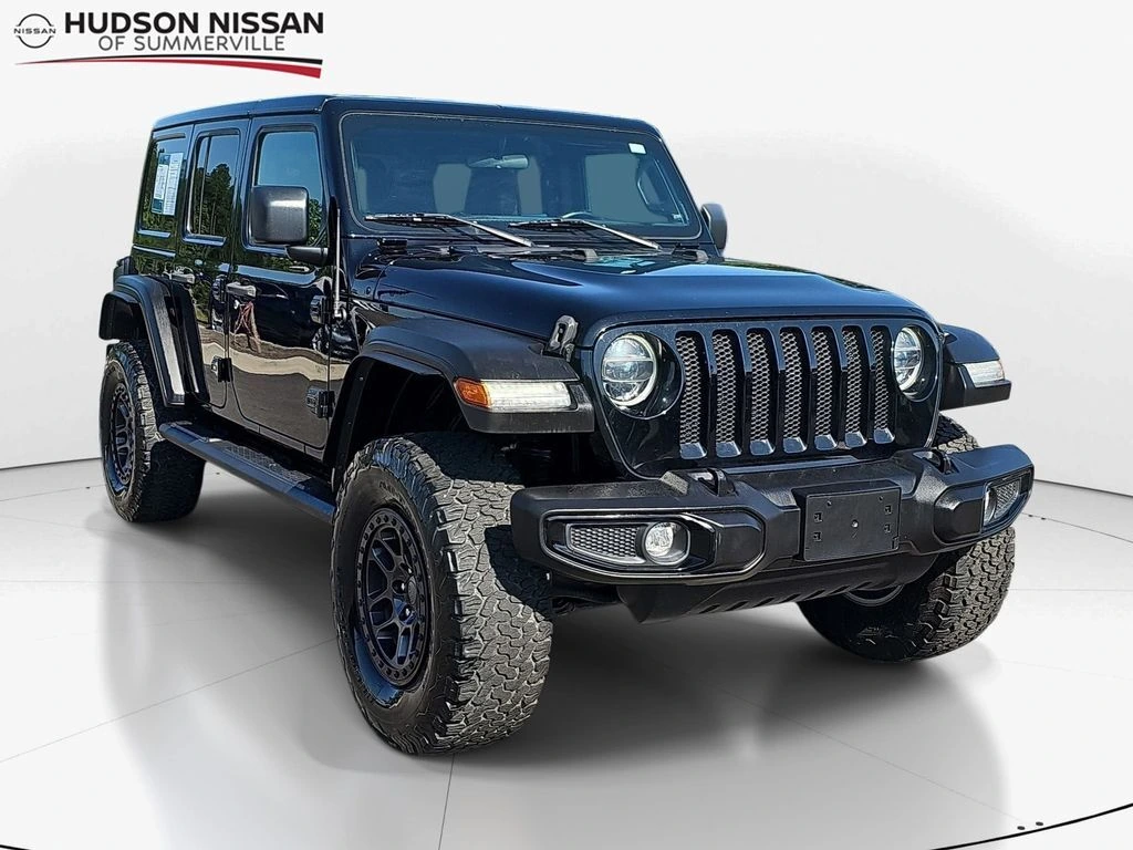 2022 Jeep Wrangler Sport's photo