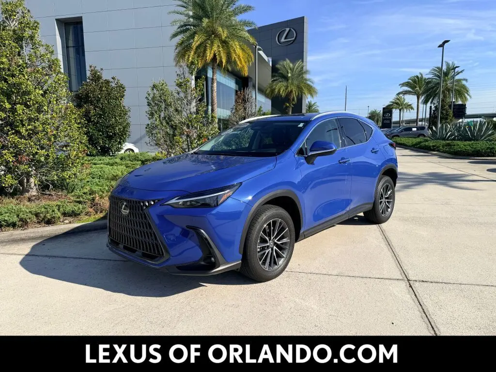 2022 Lexus NX 350's photo
