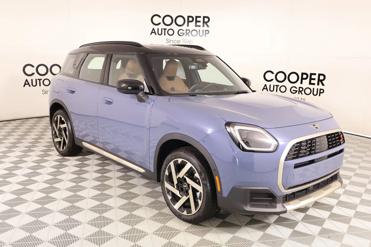 2027 MINI Cooper's photo