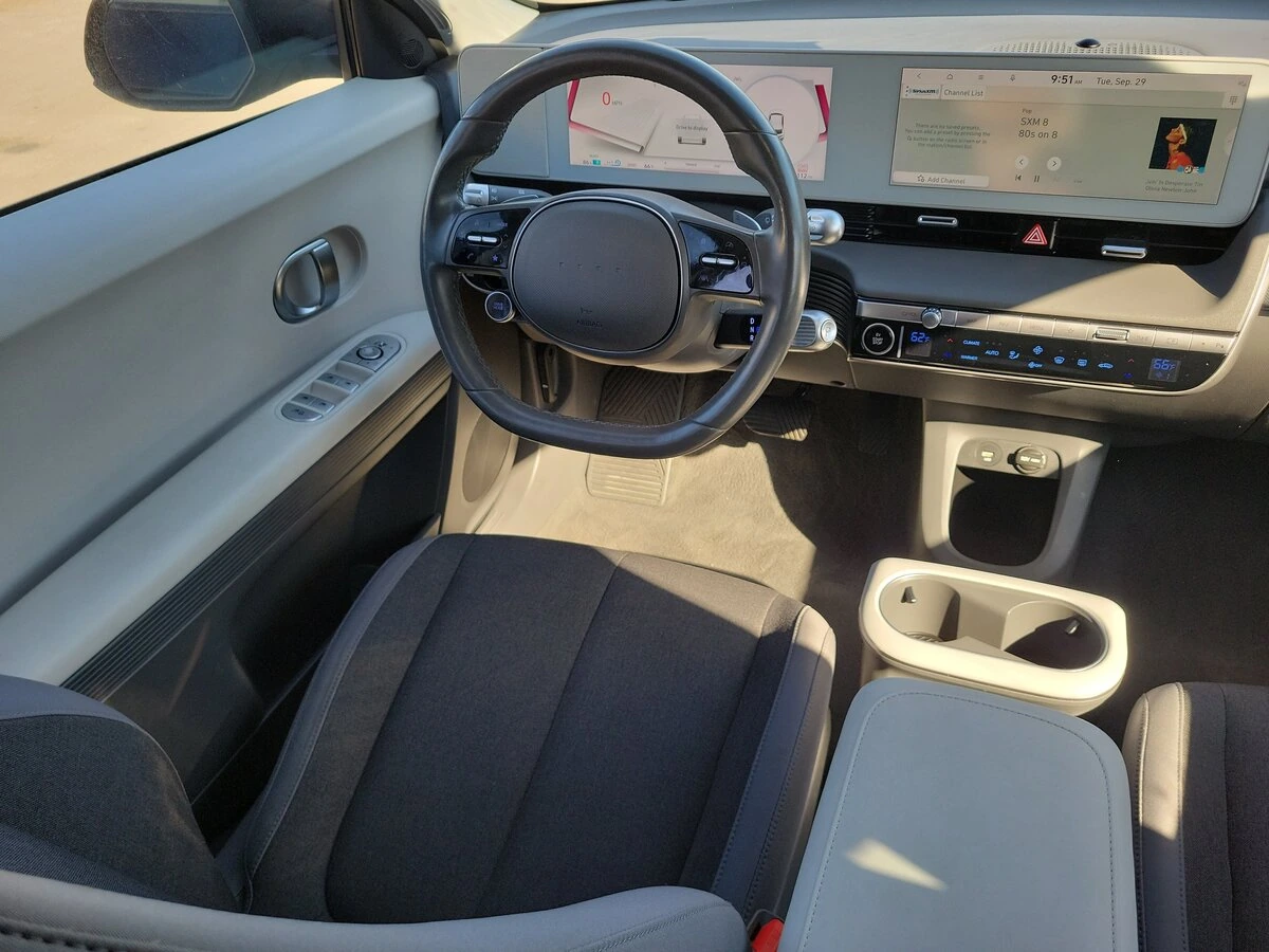 2024 Hyundai IONIQ 5 SEL - Photo 18