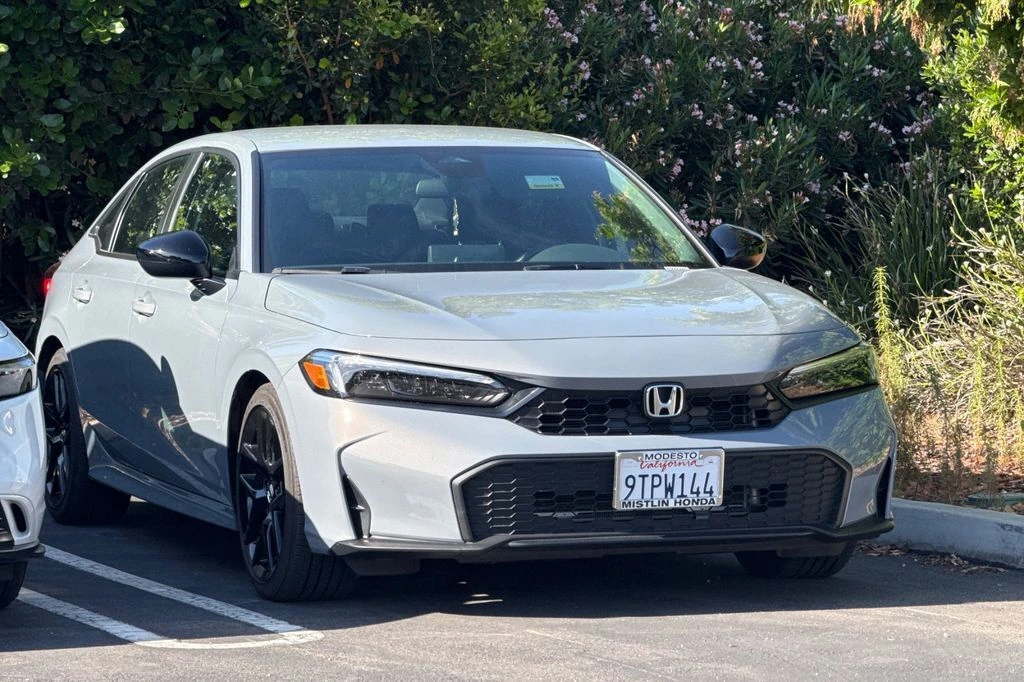 2025 Honda Civic Sport CVT's photo