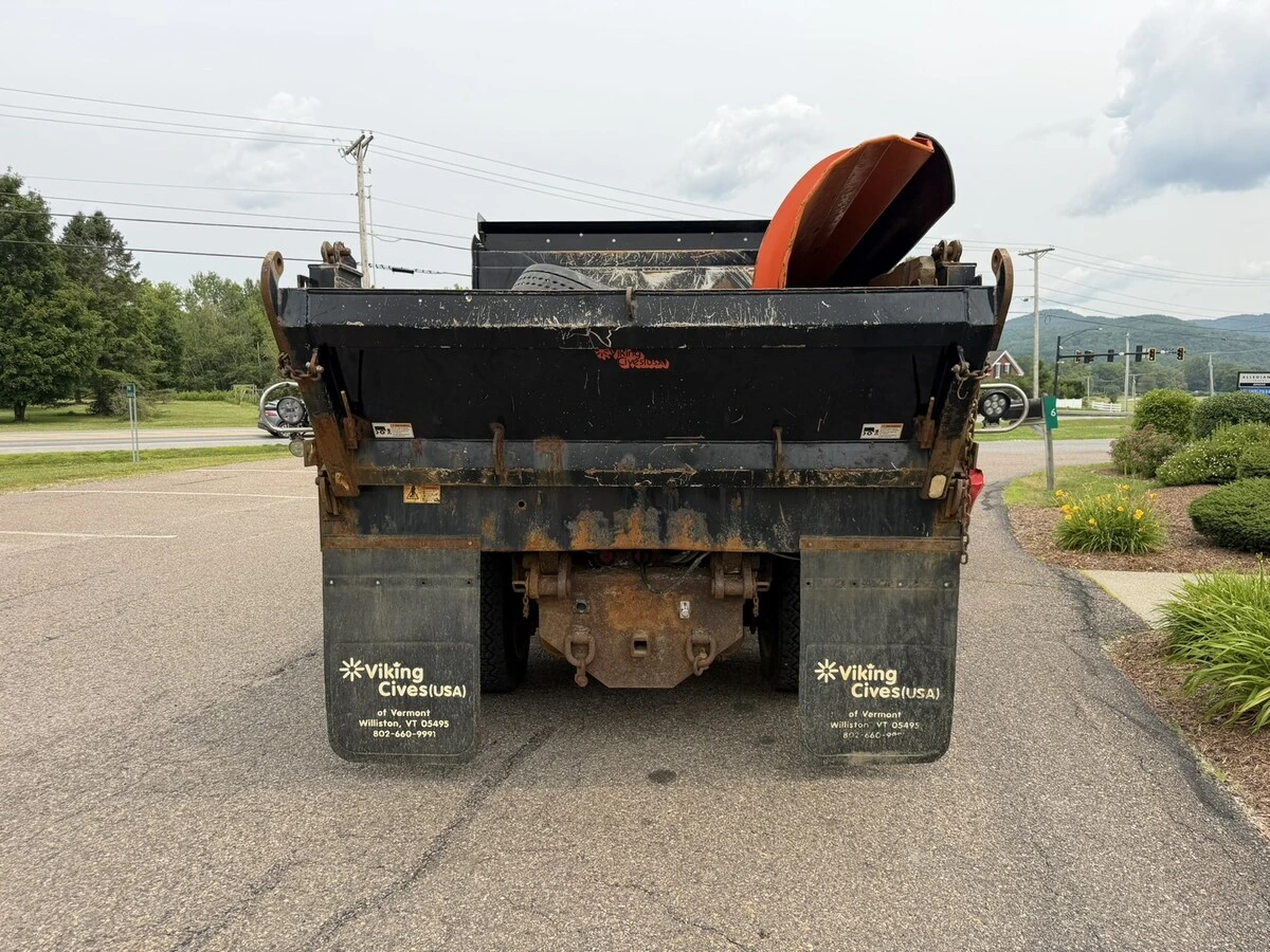 2019 International HV in Jericho, VT — photo 4