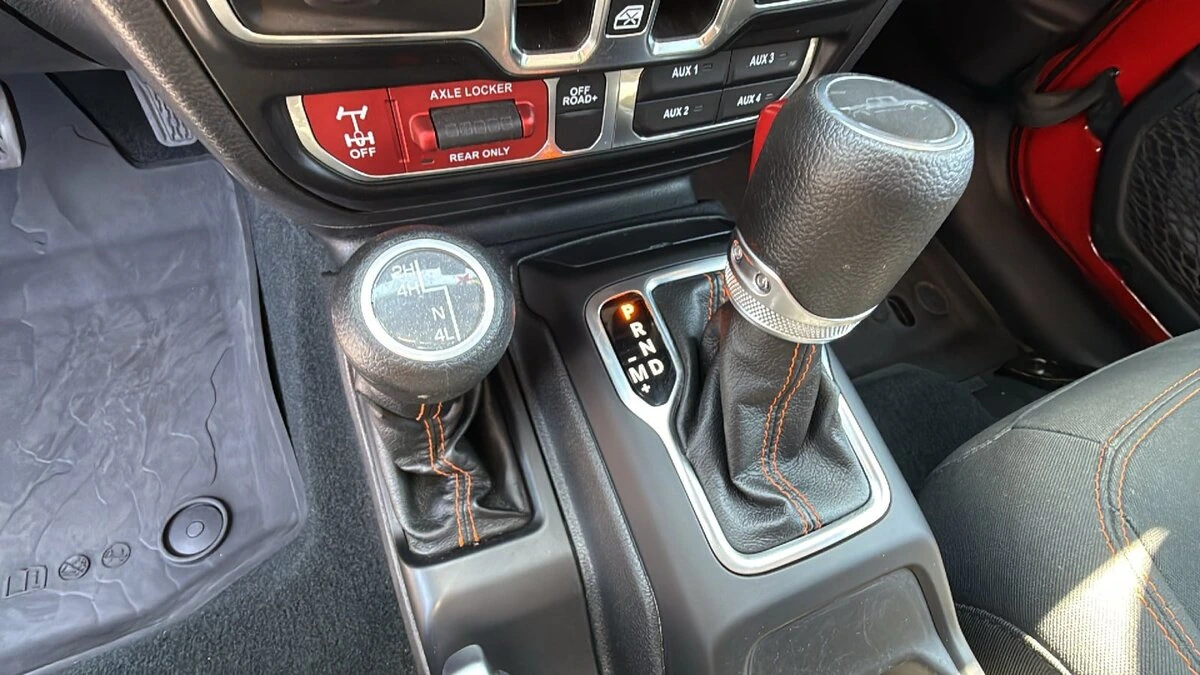 2022 Jeep Gladiator Mojave - Photo 14