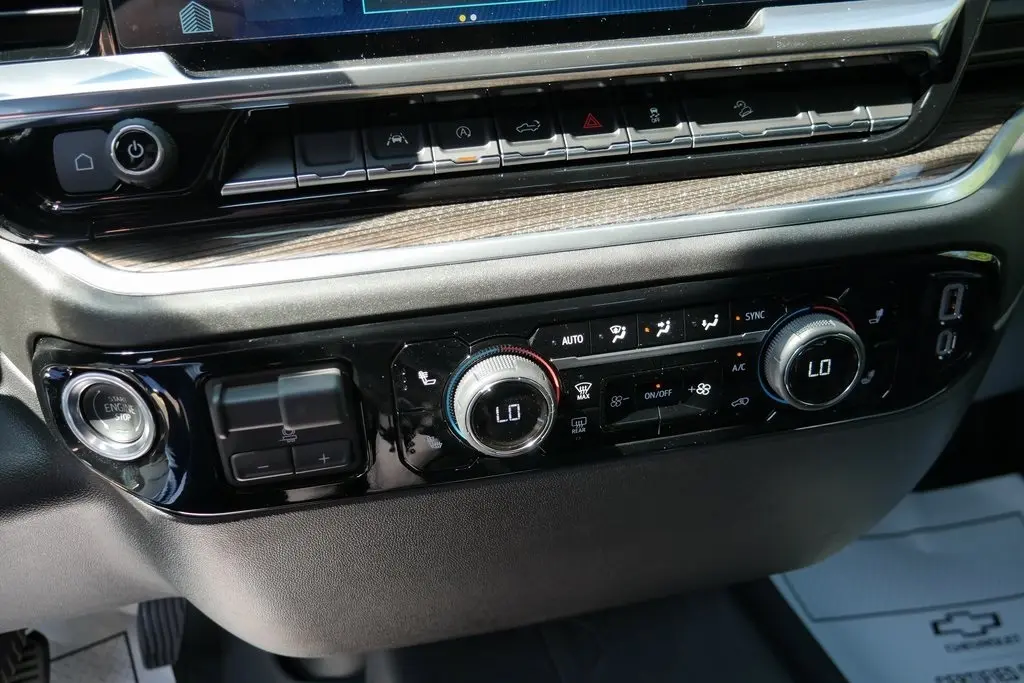 2026 Chevrolet Silverado 1500 LT1 photo 19