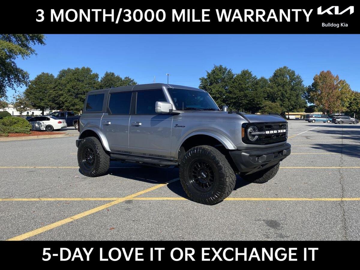 2024 Ford Bronco Outer Banks