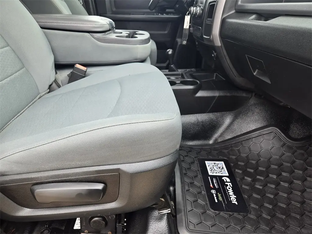 2018 Ram 2500 Tradesman photo 16