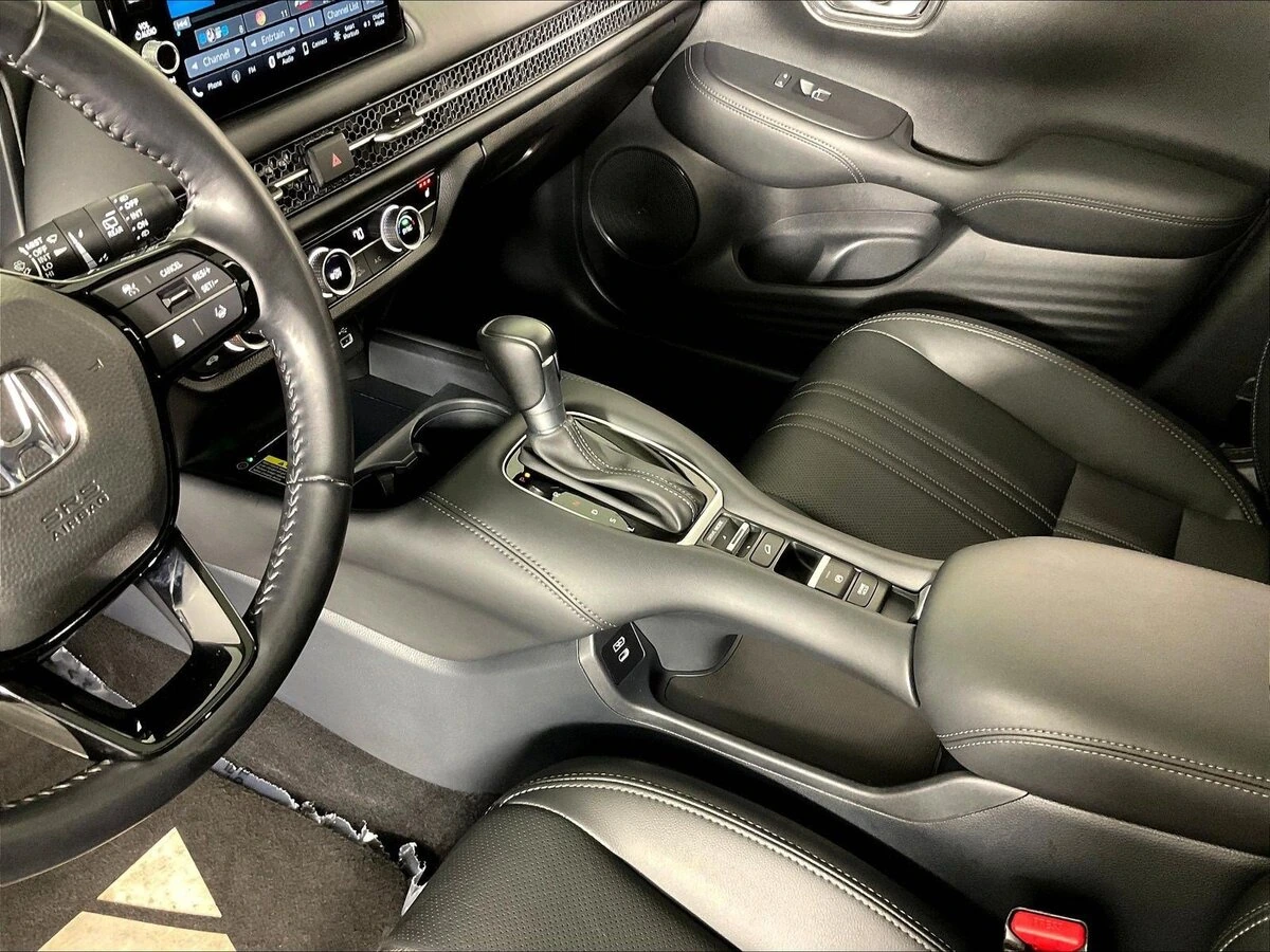 2025 Honda HR-V EX-L - Photo 18