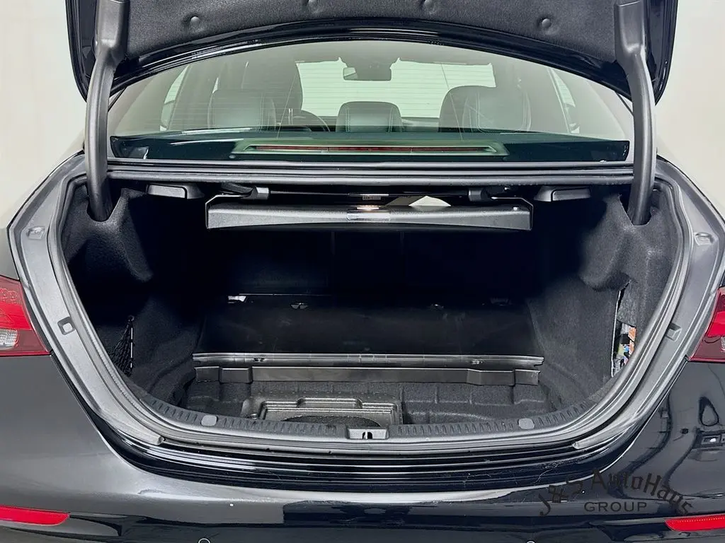 2022 Mercedes Benz E 350 photo 30