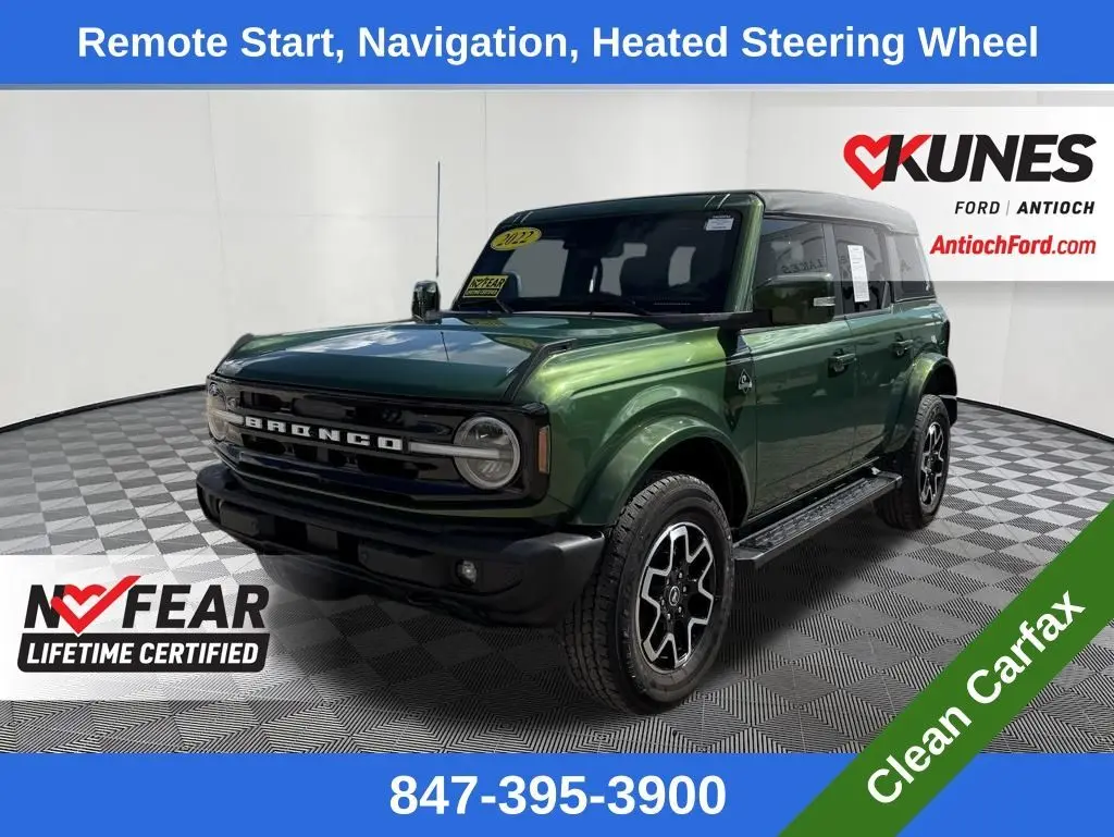 2022 Ford Bronco Outer Banks photo 3