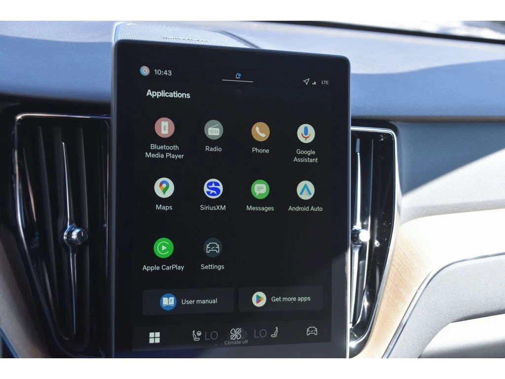 2026 Volvo - image 19