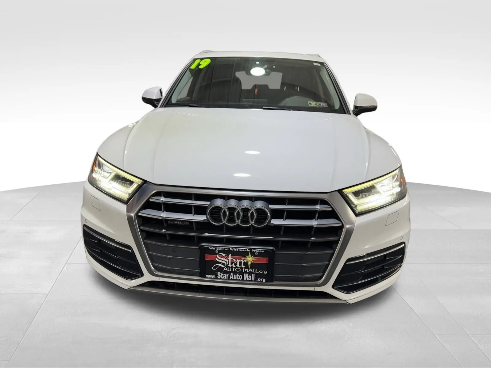 2019 Audi Q5 2.0T Premium Plus photo 2