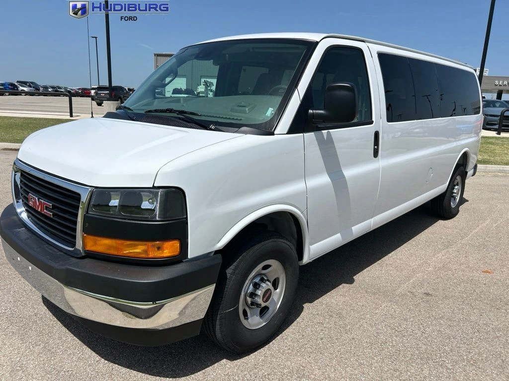 2026 GMC Savana 3500 LT Ext WB's photo