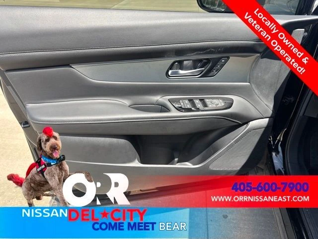 2025 Nissan Murano SL - Photo 14