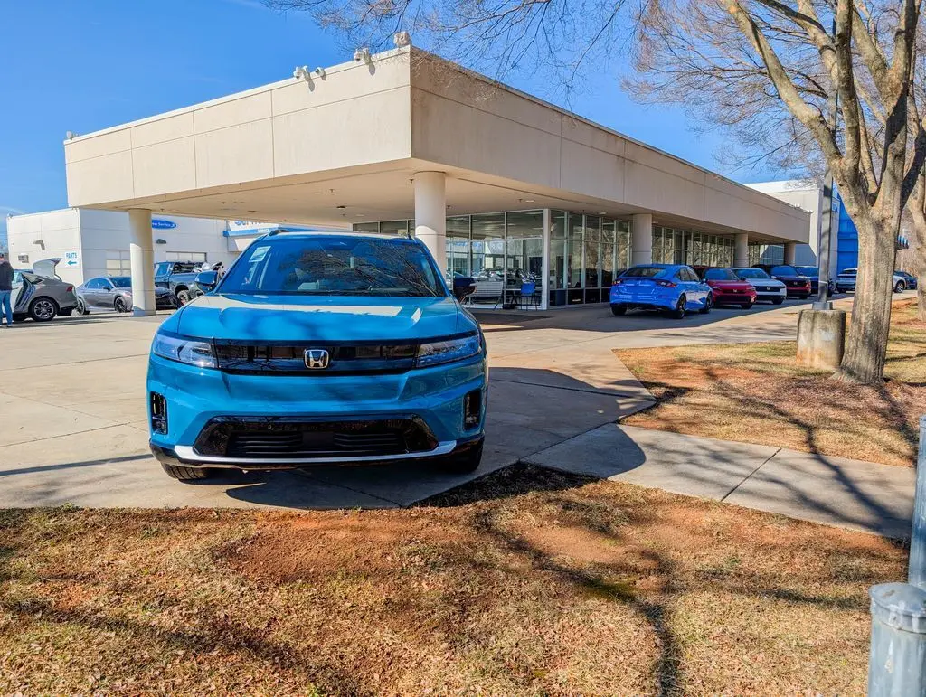 2025 Honda Accord SE photo 2