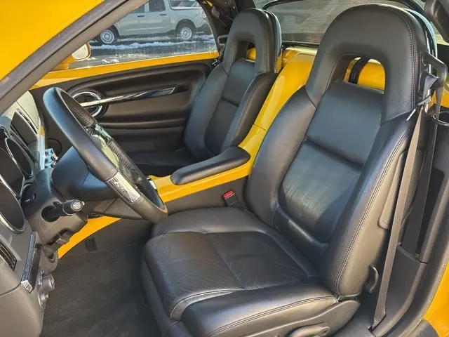 2006 Chevrolet SSR Base photo 4