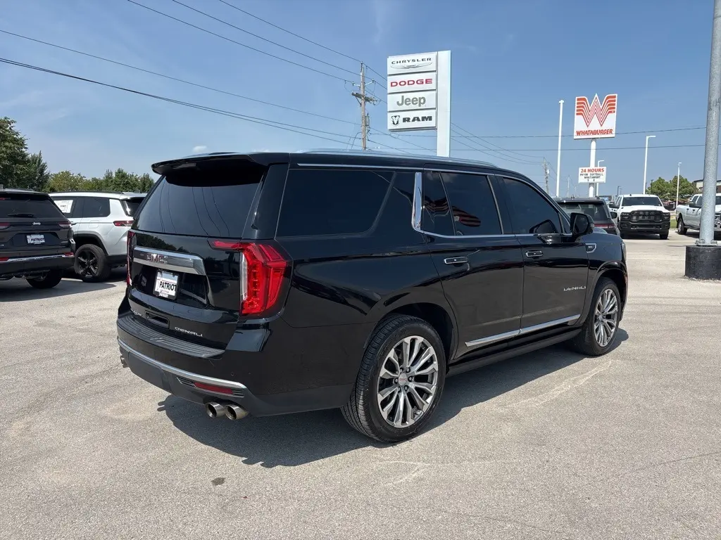 2021 Gmc Yukon Denali photo 3