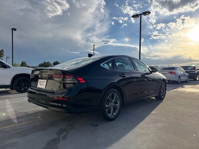 2023 Honda Accord EX - Photo 8