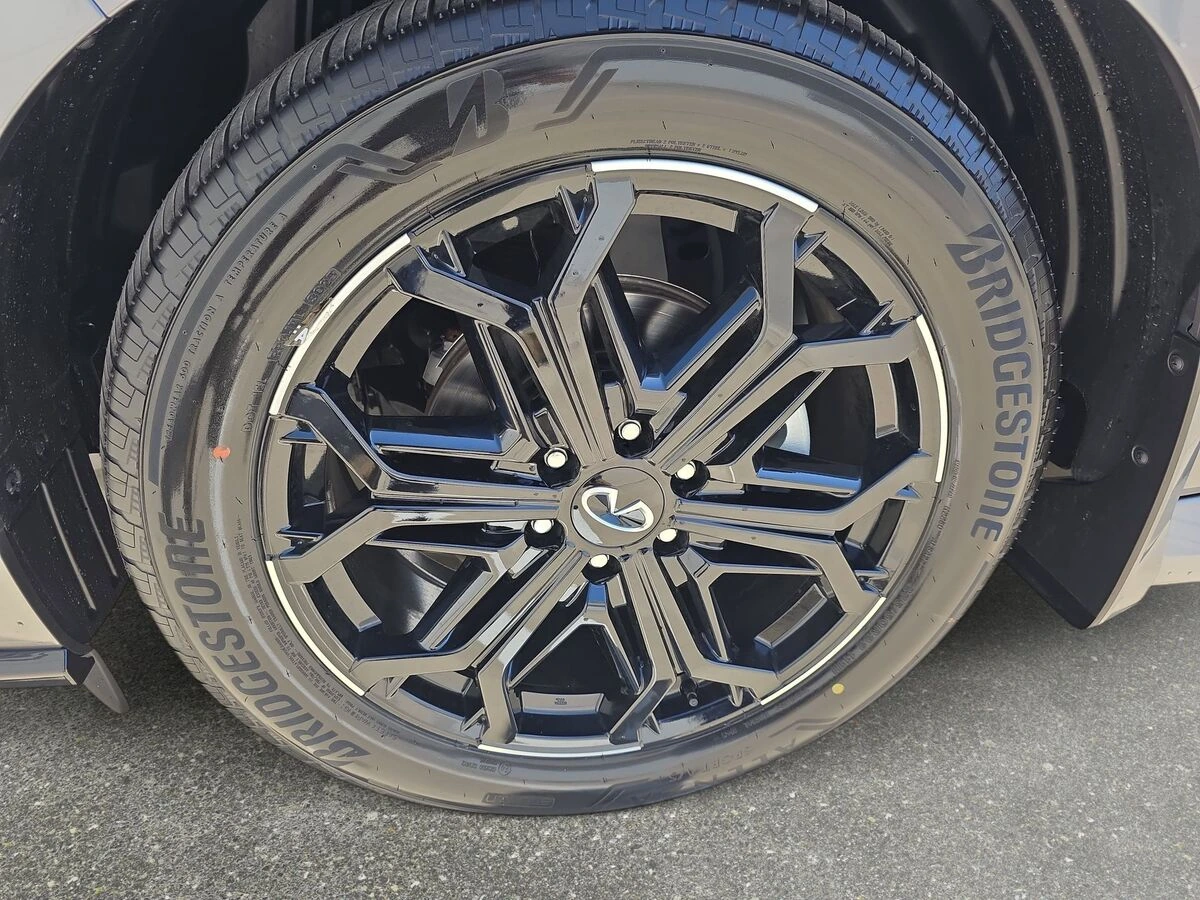 2026 INFINITI QX80 Sport - Photo 31