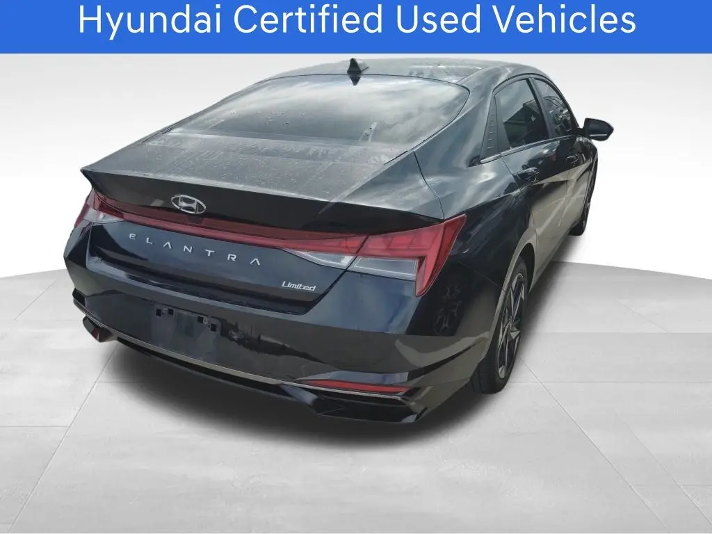 2023 Hyundai Elantra Limited photo 3