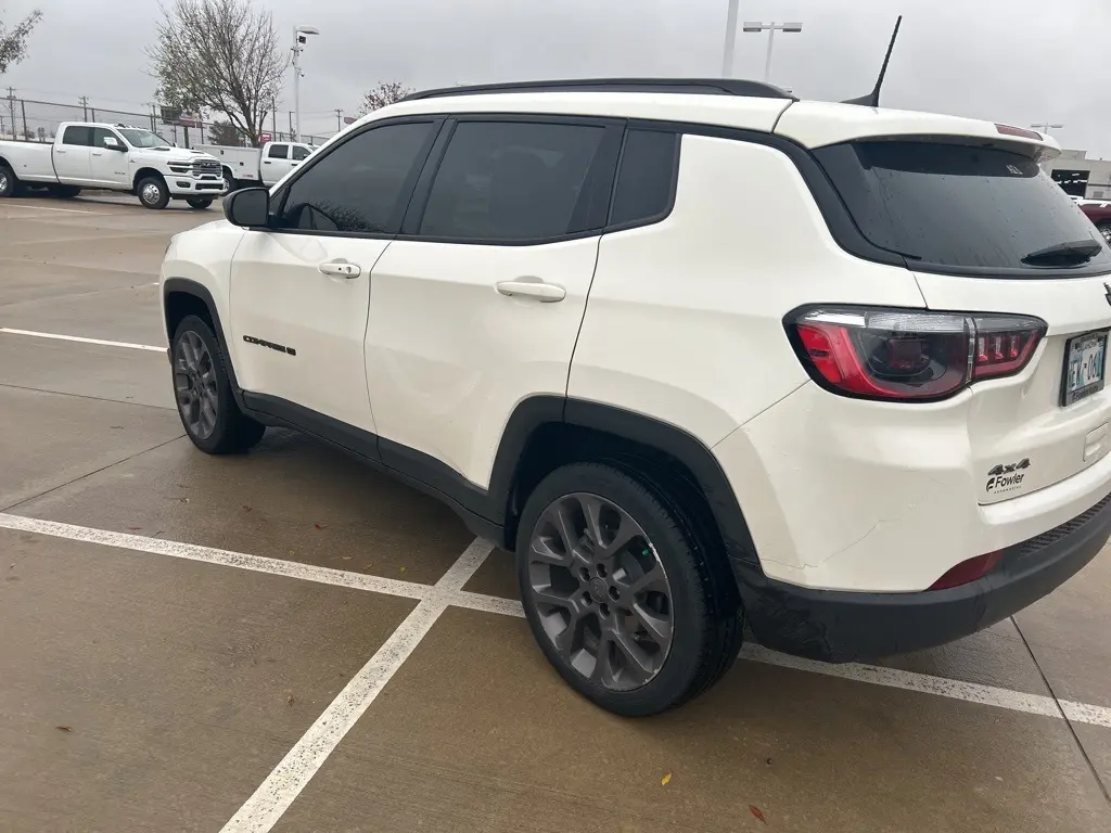 2021 Jeep Compass Special Edition photo 4