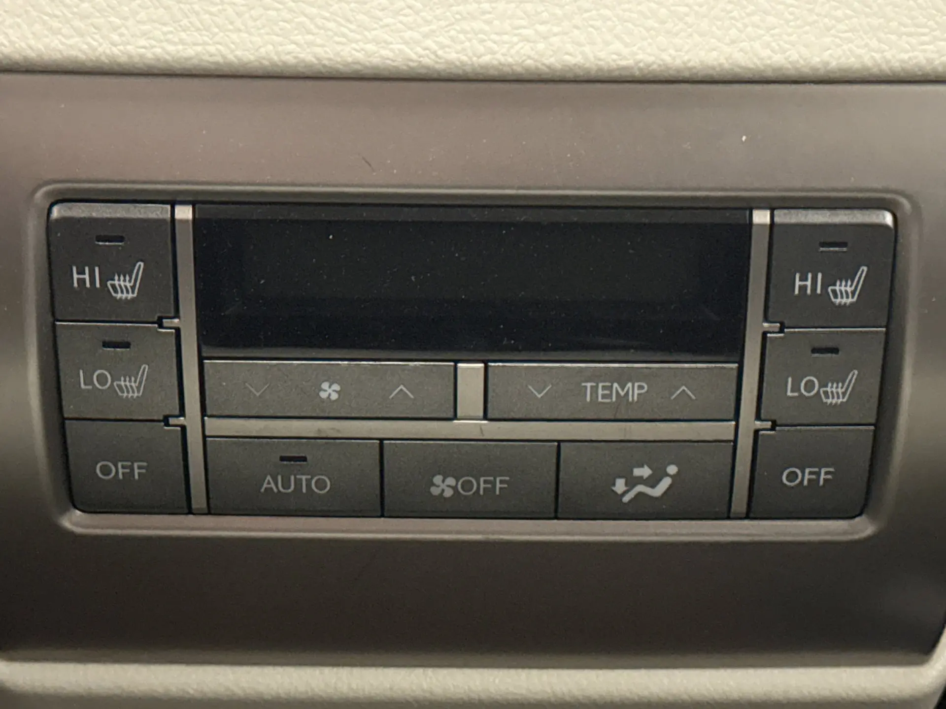 2011 Lexus GX Base photo 19
