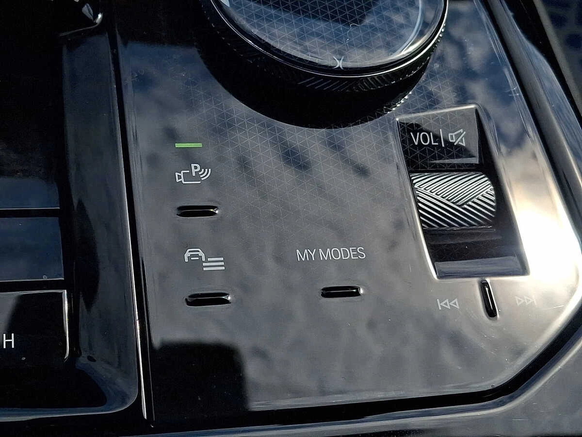 2026 BMW 5 Series 530i - Photo 21