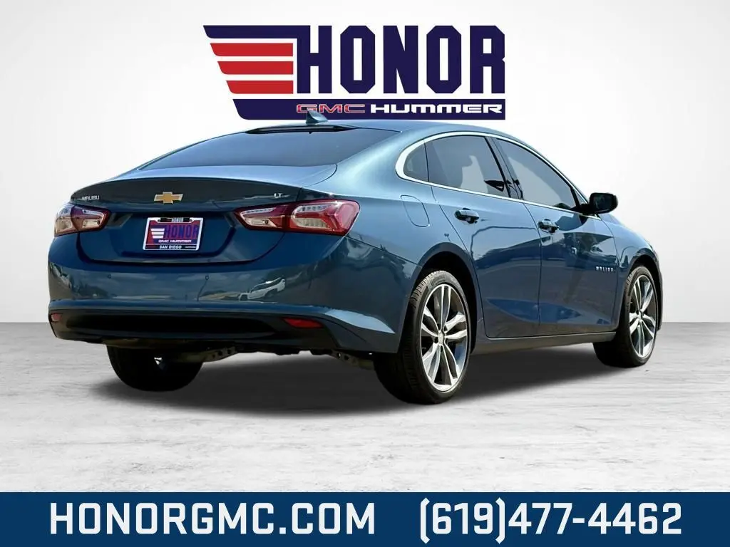 2024 Chevrolet Malibu Premier 2LT photo 3