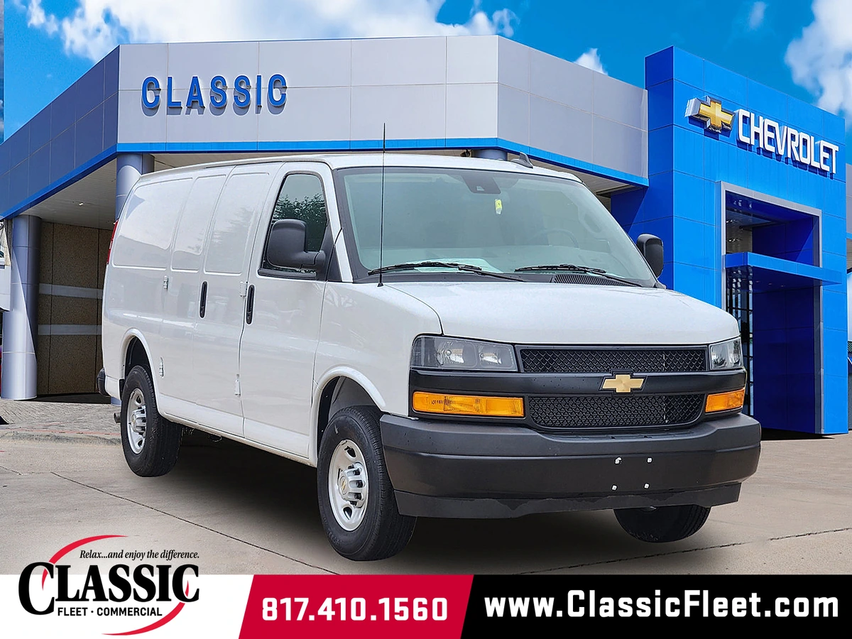 2024 Chevrolet Express 2500 Work Van HD's photo
